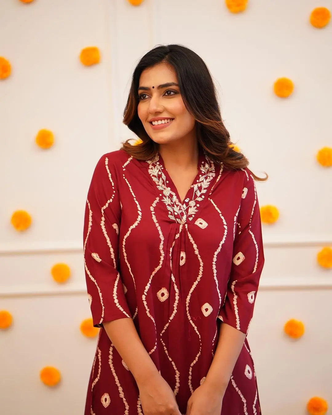 Neckline Thread Work Leheriya Kurti Pant Set (Stitched)