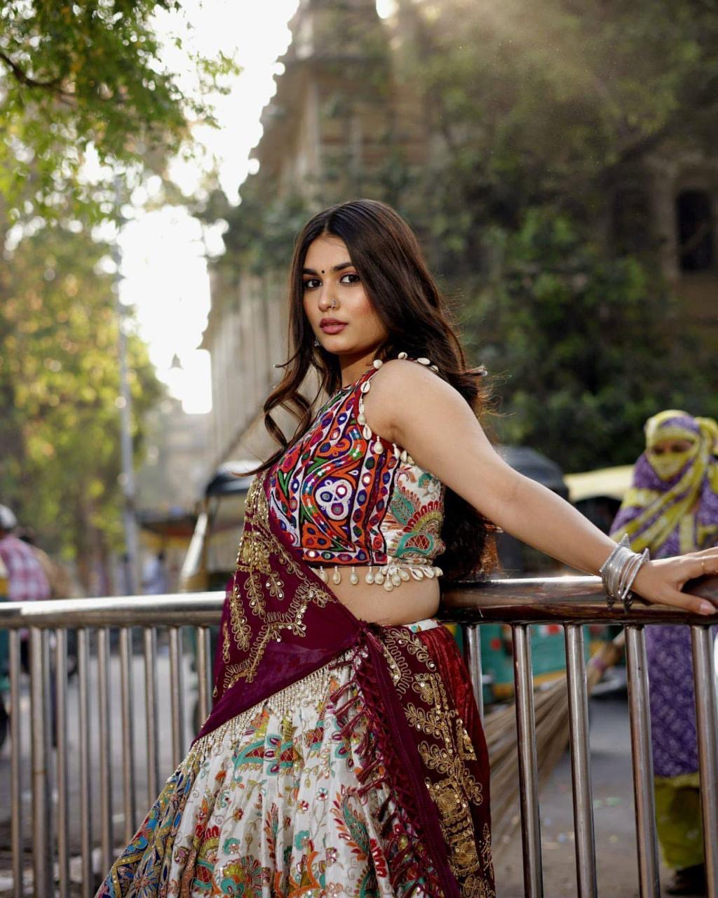 Muslin Digital Print with Mirror Wirk Designer Chaniya Choli for Navratri