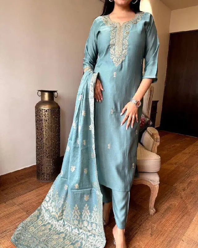 Viscose Chanderi Neck work Kurti Pant Dupatta Set