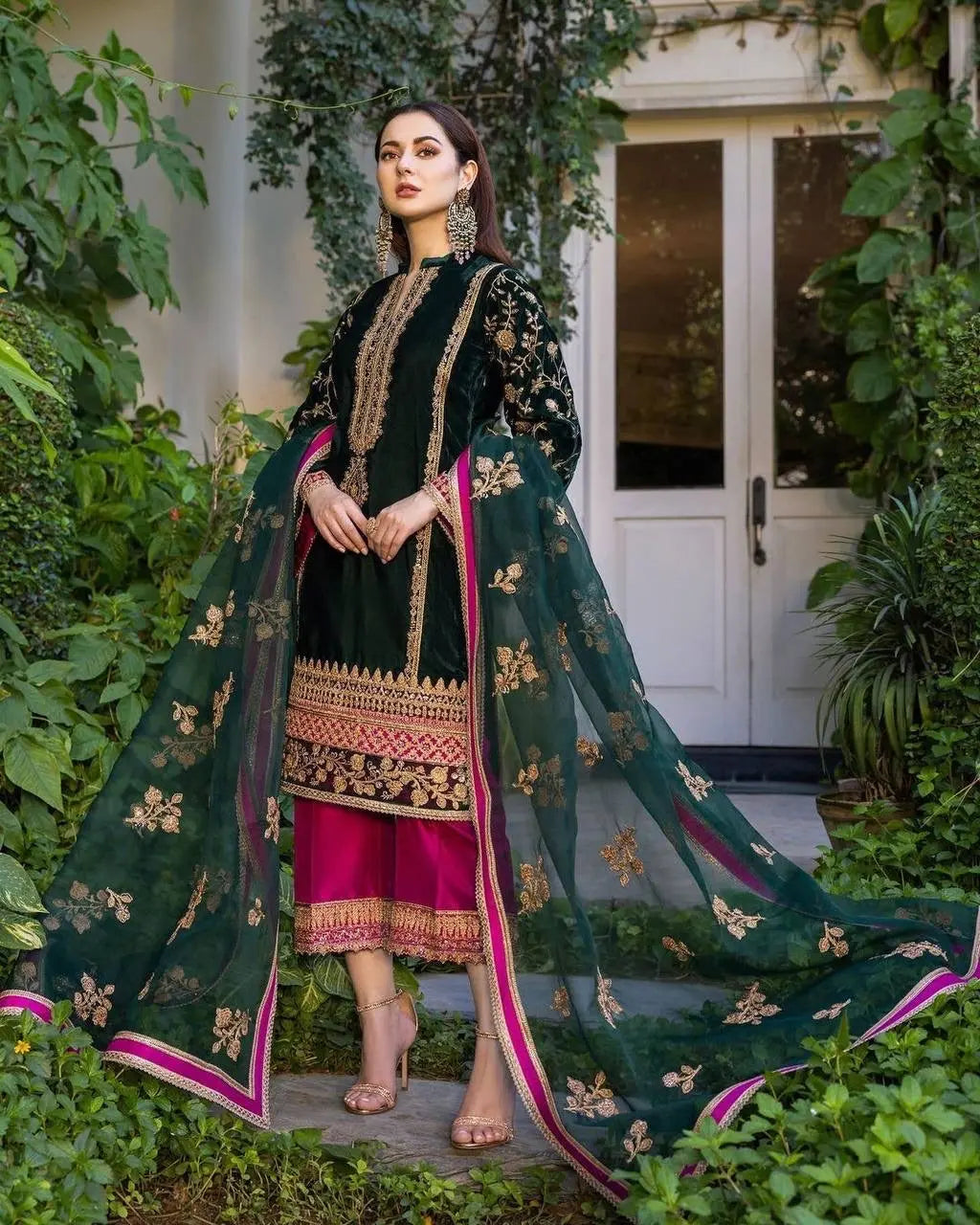 Thread Embroided winter Velvet Kurti Pant Dupatta Set (Stitched)