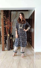 Reyon Gotq Lace work Print Kurti Pant Set
