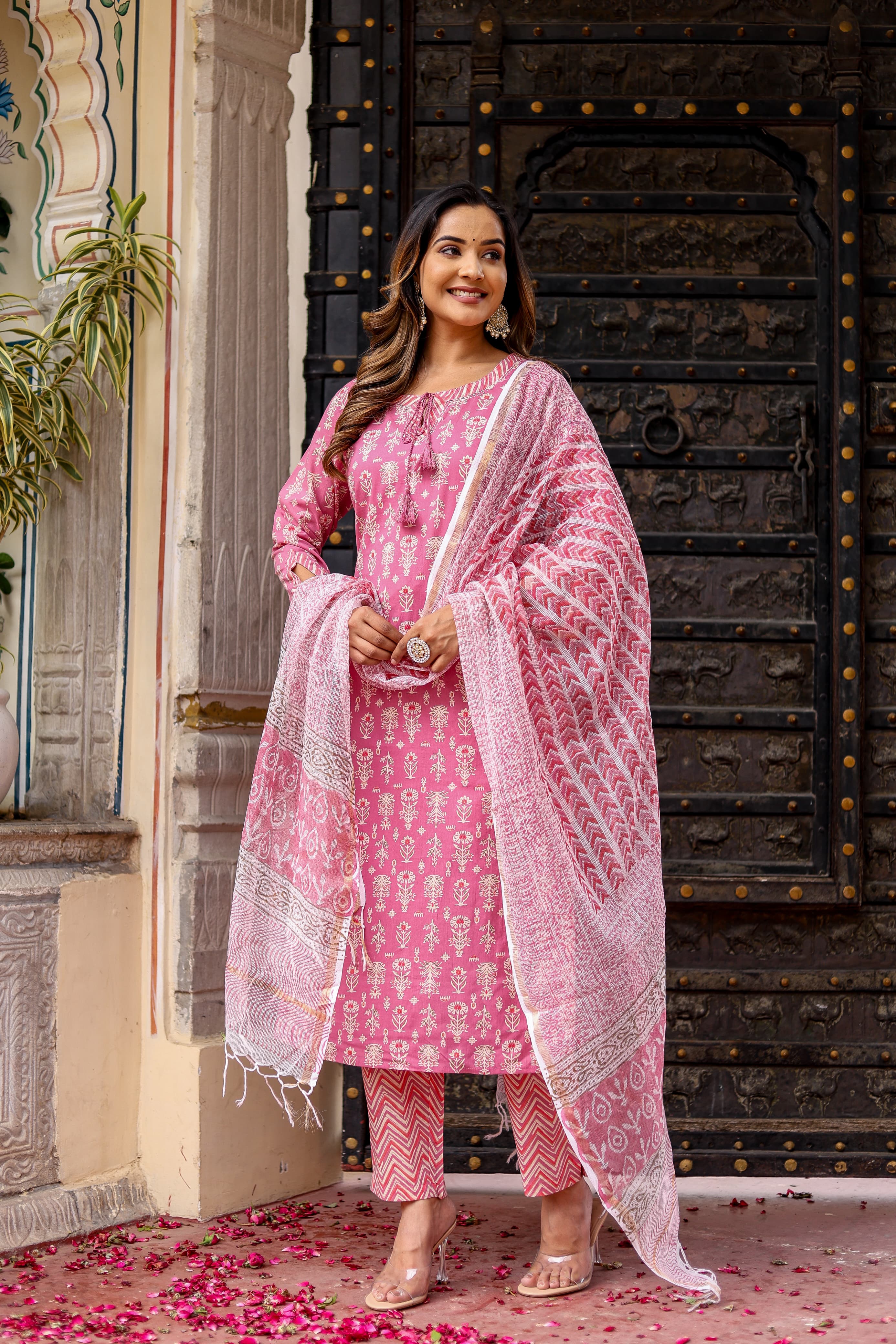Gulabi Grace Delight Suit Set - Doriya