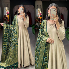 Label shri gown with zari weaving Dupatta Gown Fully Stitched