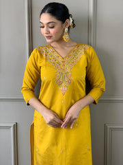 Viscos Chanderi Neck Stone Work Kurti Pant Dupatta Set (Stitched)
